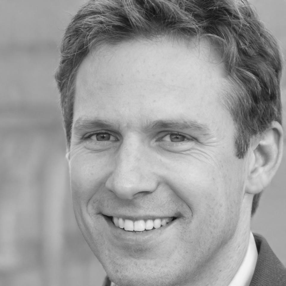 Ведущий преподаватель финансовой терминологии